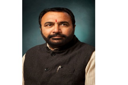केंद्रीय राज्यमंत्री प्रतापराव जाधव यांनी दिले जिल्हा प्रशासनाला तात्काळ पंचनामे करण्याचे निर्देश