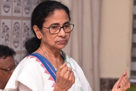 तृणमूलची कोट्यवधींची बँक खाती गोठवली