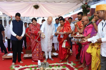 आता एकच शिवसेना!