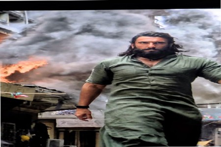 कमाईत रणवीर खरा ‘धुरंधर’