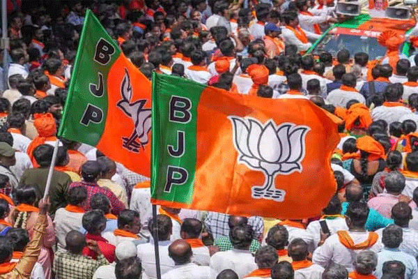 पंजाब विधानसभेत भाजपा स्वबळावर लढणार
