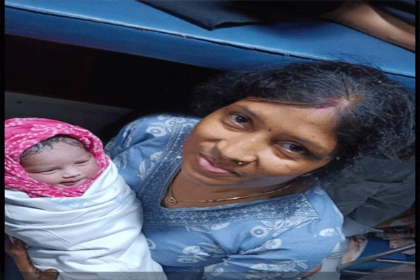 childbirth-on-the-duronto-express