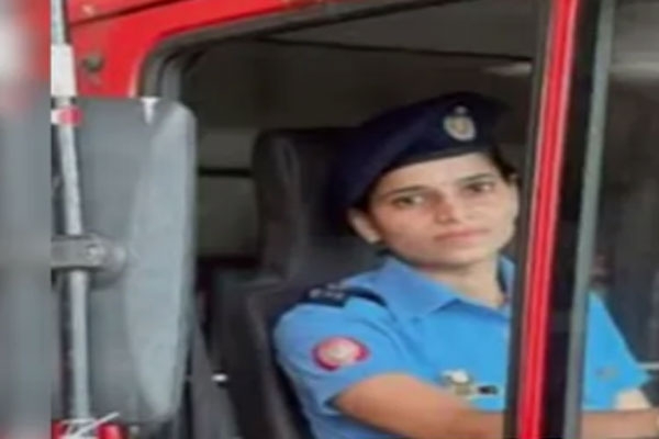 mumbai fire brigade, pallavi patil first female fire engine driver,