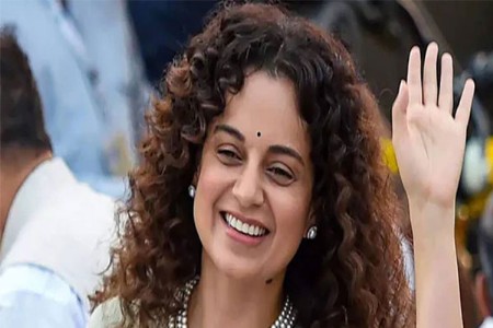'बोल्डसीन'मुळे कुटुंबीय नाराज