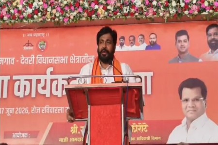आपला जरी मंत्री असला आणि चुकत असेल तर ठोकल्याशिवाय राहू नका