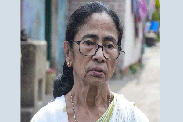 ममतांना '20'चा झटका; TMCत बंडाची चाहूल!
