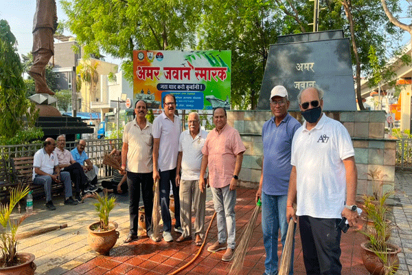 Amar Jawan Memorial premises
