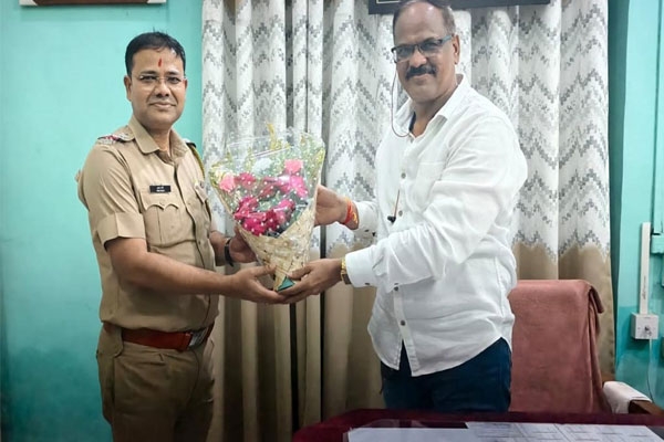 amar chaure appointed as karanja city police station incharge in administrative reshuffle