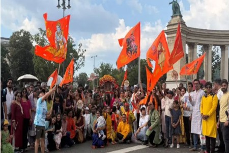 विठ्ठल भक्तीचा महासागर आता जागतिक किनाऱ्यांवर