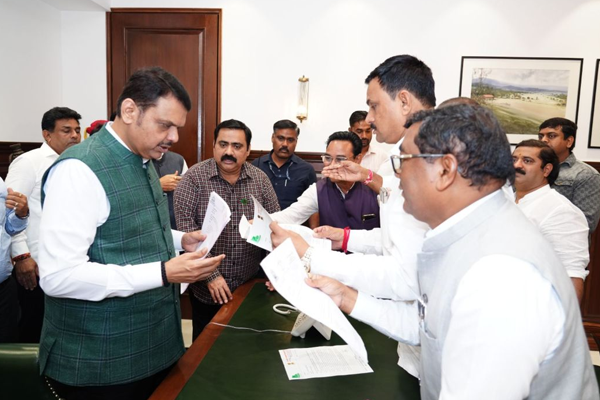 mla dr devrao holis