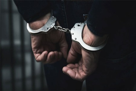 शहरात युवा पिढीला बरबाद करणाऱ्या एमडीसह एका तस्कराला अटक