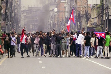 नेपाळमध्ये जेन-झी पुन्हा रस्त्यावर