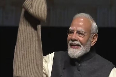 न्यूझीलंडमध्ये मिळालेले मफलर आजही जपून ठेवले