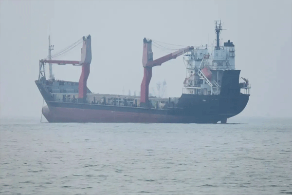 ship-attacked-near-oman