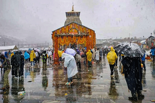 rain hits kedarnath pilgrimage 