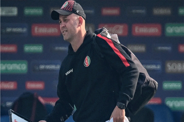 jonathan-trott