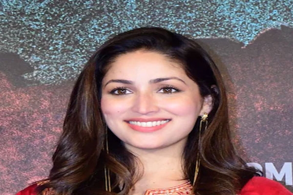 yami gautam wins national film award 2024 for article 370 celebrates historic achievement