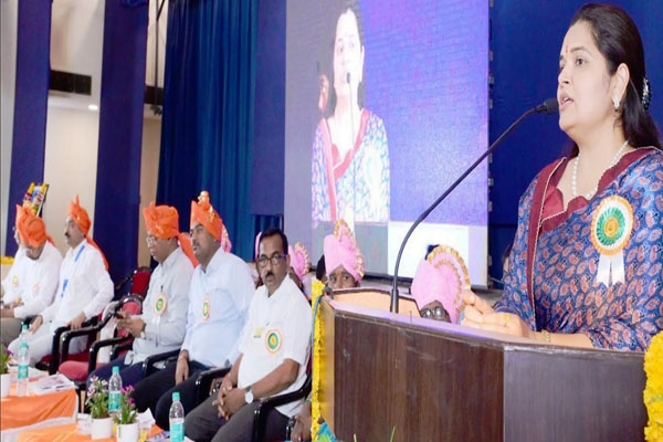 women self help groups in pusad praised for starting businesses through government schemes