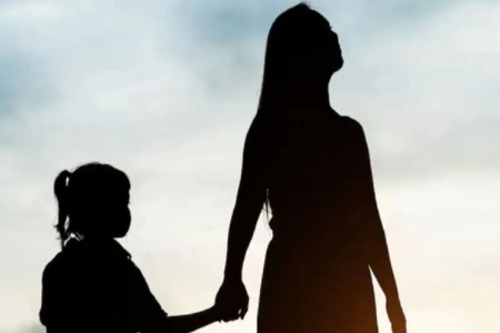 एकल मातांच्या मुलांना मिळणार स्वतंत्र ओळख
