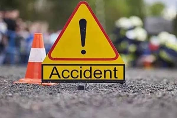 bjp mla narayan kuche car accident in solapur no casualties reported
