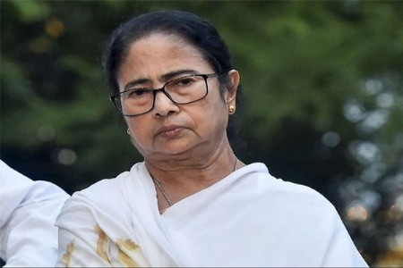 ममतांना उच्च न्यायालयाचा झटका