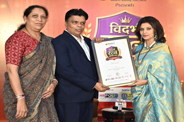 डॉ. सतीश चिद्दरवार यांना ‘विदर्भ रत्न’ पुरस्कार