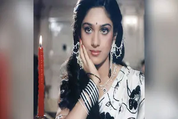 meenaakshi seshadri and jackie shroff reunite after 40 years for nanavati vs nanavati