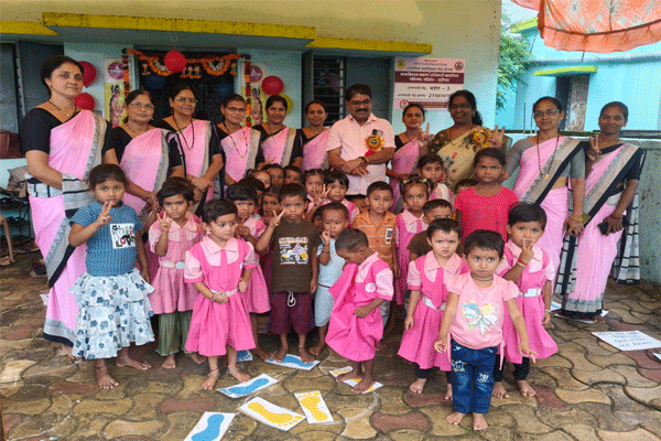 anganwadi-welcome-gathering anganwadi-welcome-gathering