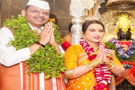 “राजधानीच्या चर्चांना फुलस्टॉप