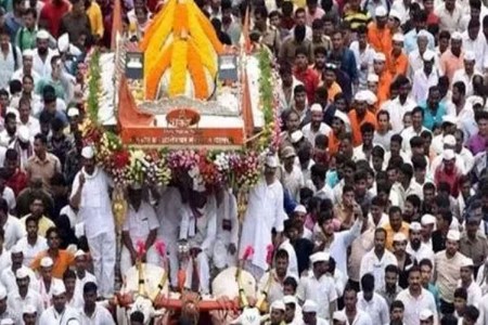 वारीत प्रथमच एअर ॲम्बुलन्स सुविधा