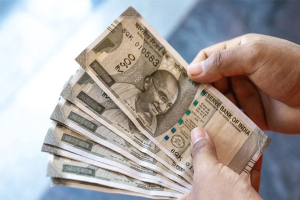 nagpur illegal money lending case borrower forced to pay rs 15 lakh for rs 3 lakh loan