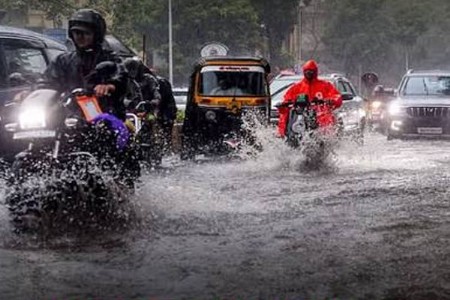 पाऊस की प्रलय? देशभर निसर्गाचा रौद्रावतार!