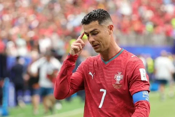 Questions about Ronaldo Questions about Ronaldo