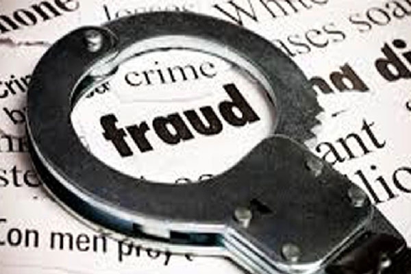 businessman cheated of rs 30 lakh in fake property and share market investment scam in nagpur