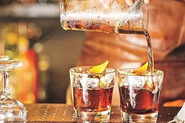 stop illegal liquor production, choose jobs: pune rural police to rehabilitate families