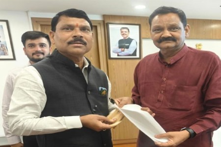 आश्रमशाळा व्यवस्थापनावर सदोष मनुष्यवधाचा गुन्हा दाखल करा