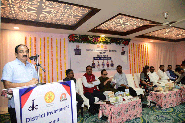उद्योगांसाठी पोषक वातावरण आणि भक्कम पायाभूत सुविधांची हमी ः पालकमंत्री मकरंद पाटील