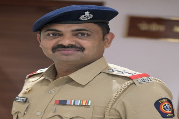 Assistant Police Inspector commits suicide in Nagpur Assistant Police Inspector commits suicide in Nagpur
