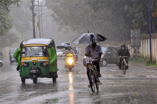 imd weather alert heavy rain, thunderstorm and lightning warning in many states till august 20