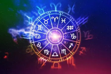 सूर्य स्वगृही...नोकरी, पद आणि प्रतिष्ठा वाढणार