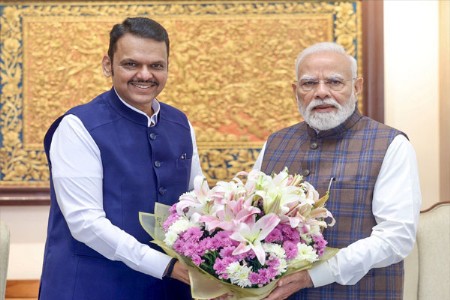 मोदींसोबत फडणवीसांची ‘विकास’ चर्चा!