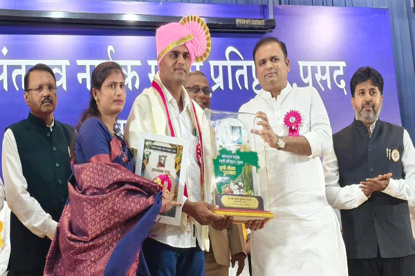 y18Aug-Narvekar y18Aug-Narvekar