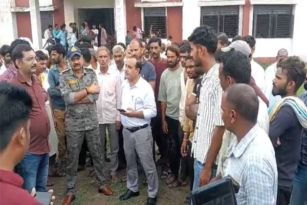 Guna School Shocker Class 5 Girls Allegedly Given Urine-Mixed Water, Principal Faces Anger