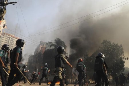 बांगलादेशात सत्तापालटानंतर मोठी कारवाई!