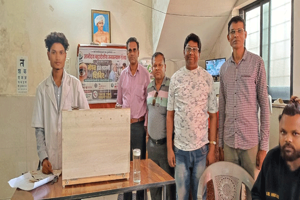 नारीत नेत्रशिबिराला उत्स्फूर्त प्रतिसाद