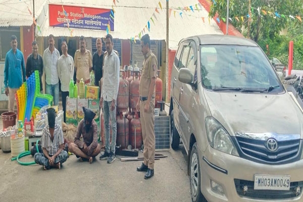 malegaon police arrest thieves in motor rewinding shop burglary case