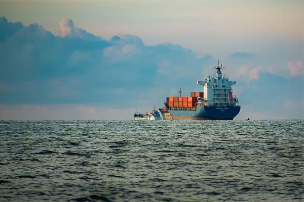 paradip ship sinking 72,100 tonnes iron ore cargo, 24 crew members in danger
