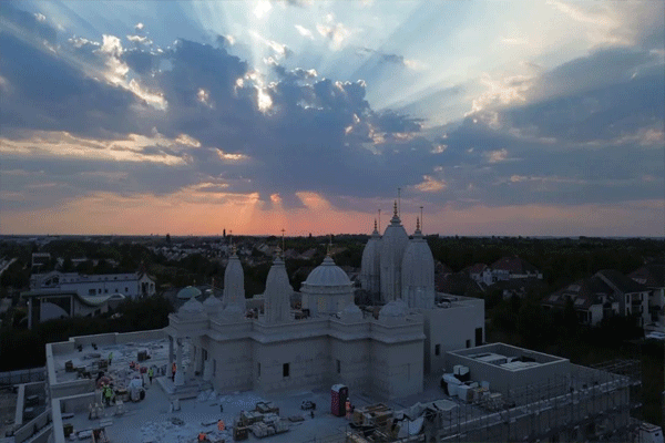 hindu temple in paris