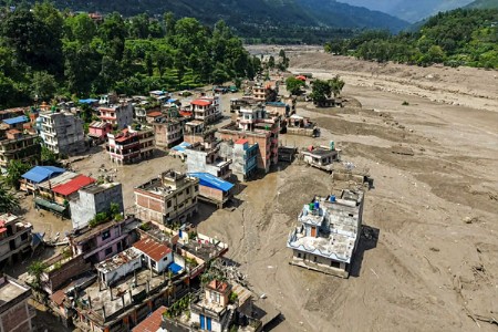 नेपाळच्या महापुरात २८८ भारतीय बेपत्ता...सरकार अलर्ट