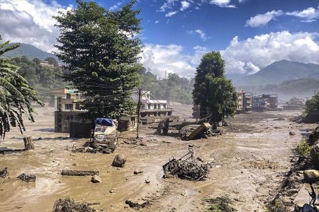 नेपाळमध्ये महापुराचा कहर...160 हून अधिक मृत्यू, 750 पेक्षा जास्त बेपत्ता